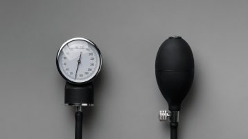 دستگاه فشار خون